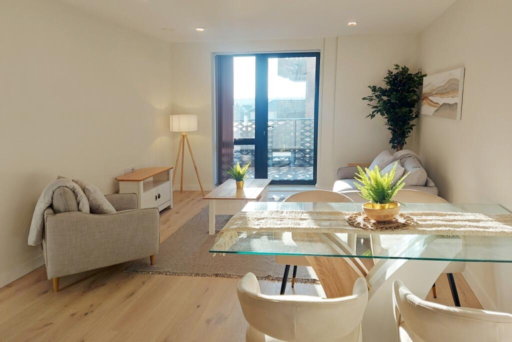 1 bed 1st Floor Flat for rent in London. From Chase Evans - City & Aldgate