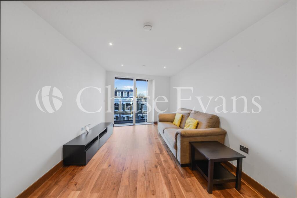 1 bed 1st Floor Flat for rent in London. From Chase Evans - City & Aldgate