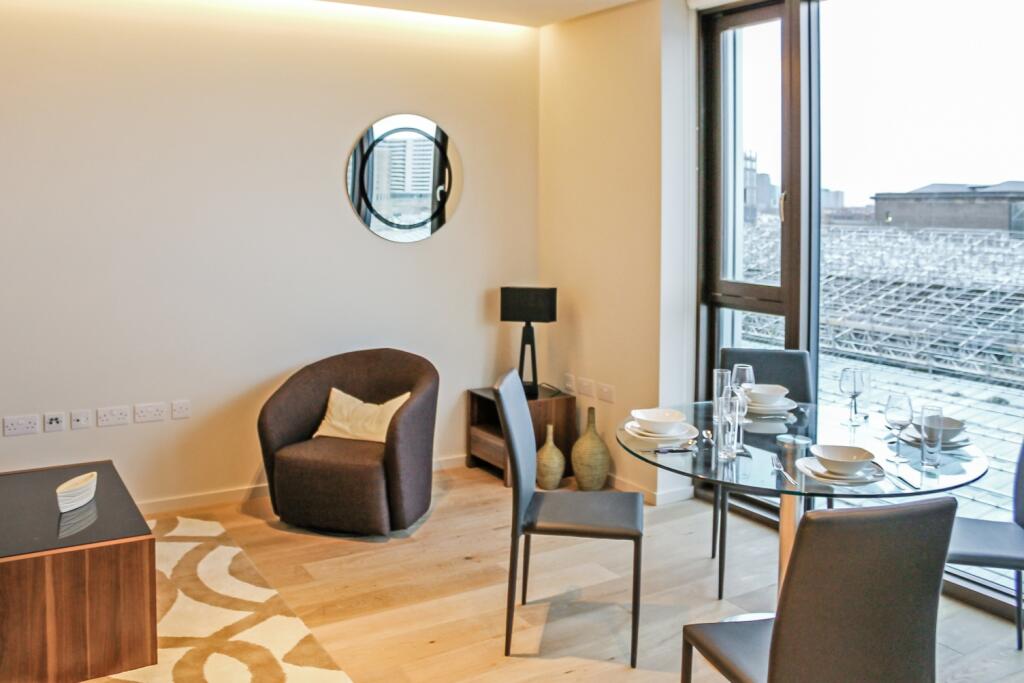 2 bed 1st Floor Flat for rent in London. From Chase Evans - City & Aldgate