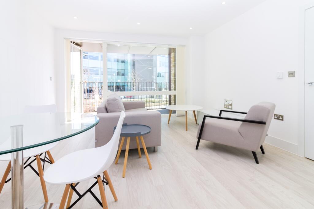 1 bed 1st Floor Flat for rent in London. From Chase Evans - City & Aldgate