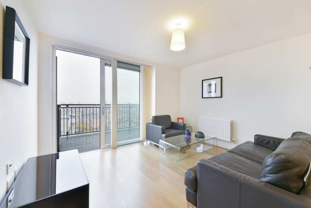 2 bed 1st Floor Flat for rent in London. From Chase Evans - City & Aldgate