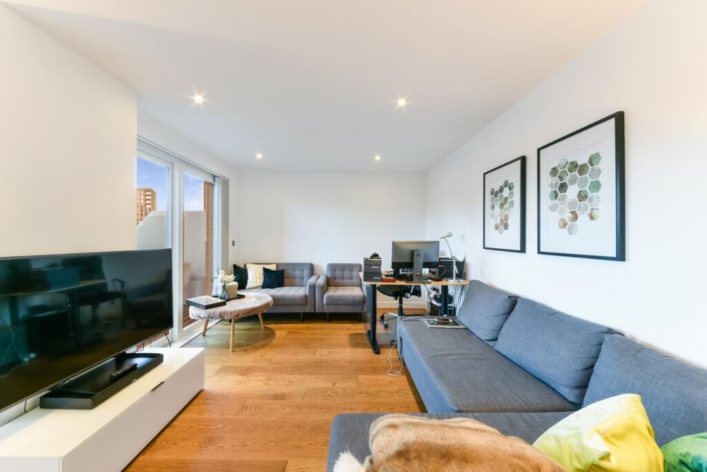 1 bed 1st Floor Flat for rent in Hendon. From Chase Evans - City & Aldgate