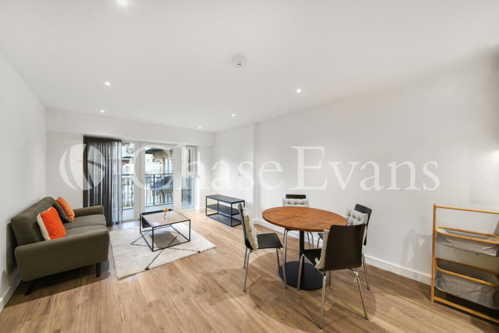 1 bed 1st Floor Flat for rent in Southgate. From Chase Evans - City & Aldgate