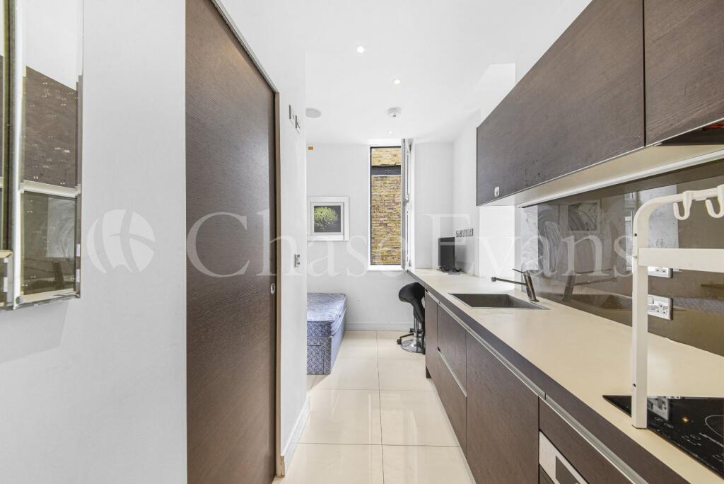 1 bed 1st Floor Flat for rent in Camden Town. From Chase Evans - City & Aldgate