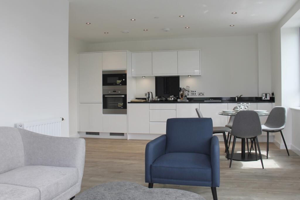 2 bed 1st Floor Flat for rent in Wembley. From Chase Evans - City & Aldgate