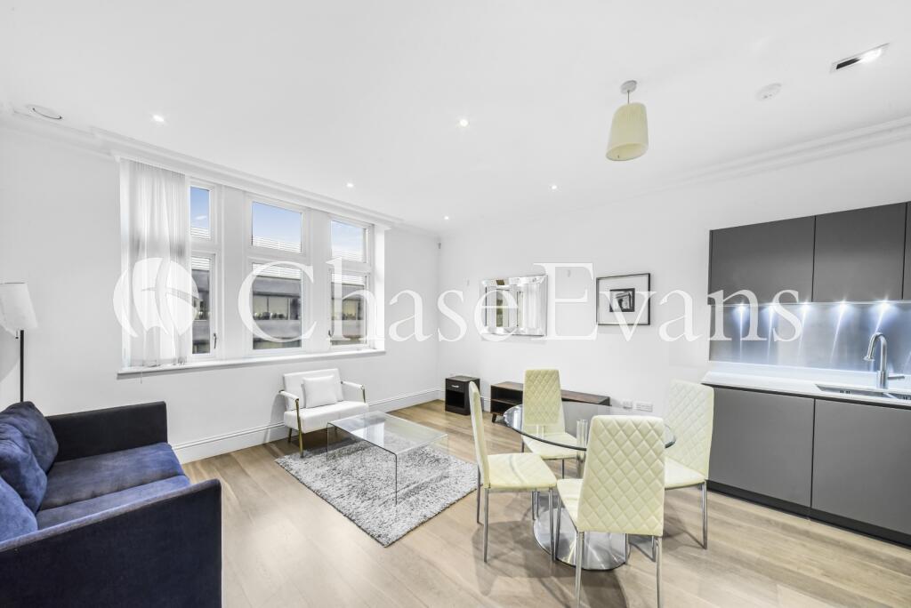 1 bed 1st Floor Flat for rent in Stepney. From Chase Evans - City & Aldgate