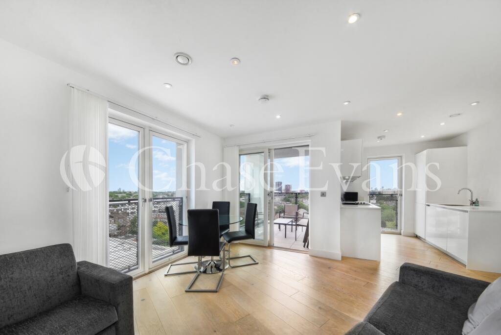 2 bed 1st Floor Flat for rent in Islington. From Chase Evans - City & Aldgate