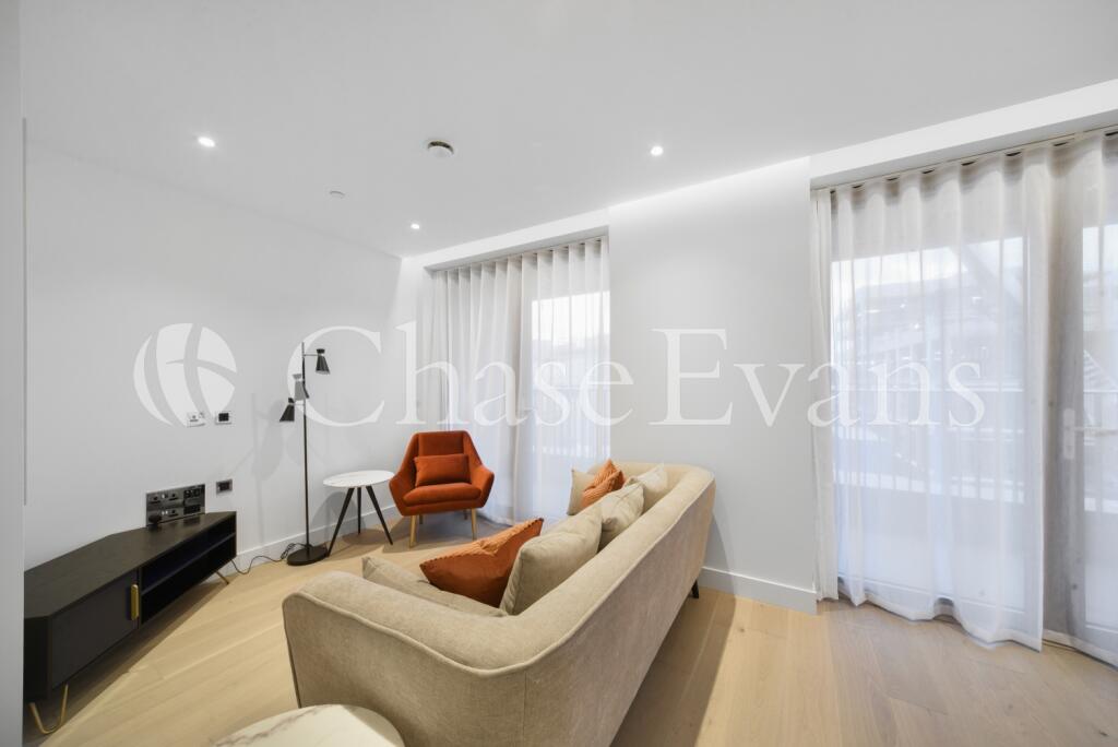 1 bed 1st Floor Flat for rent in Islington. From Chase Evans - City & Aldgate