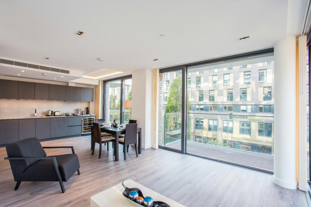 2 bed 1st Floor Flat for rent in Stepney. From Chase Evans - City & Aldgate 2 bed 1st Floor Flat for rent in Stepney. From Chase Evans - City & Aldgate