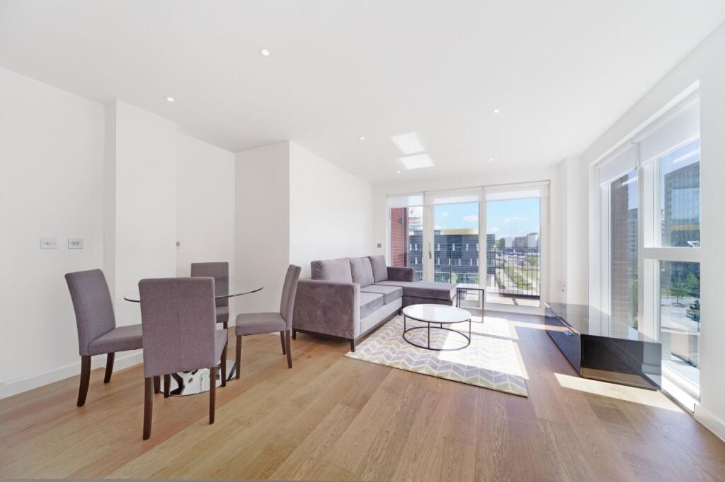 2 bed 1st Floor Flat for rent in Hendon. From Chase Evans - City & Aldgate