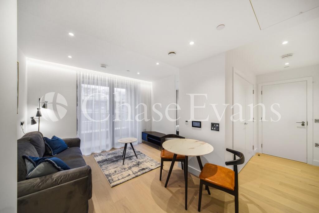 4 bed 1st Floor Flat for rent in London. From Chase Evans - City & Aldgate