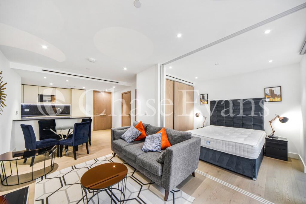 4 bed 1st Floor Flat for rent in Bermondsey. From Chase Evans - City & Aldgate 4 bed 1st Floor Flat for rent in Bermondsey. From Chase Evans - City & Aldgate
