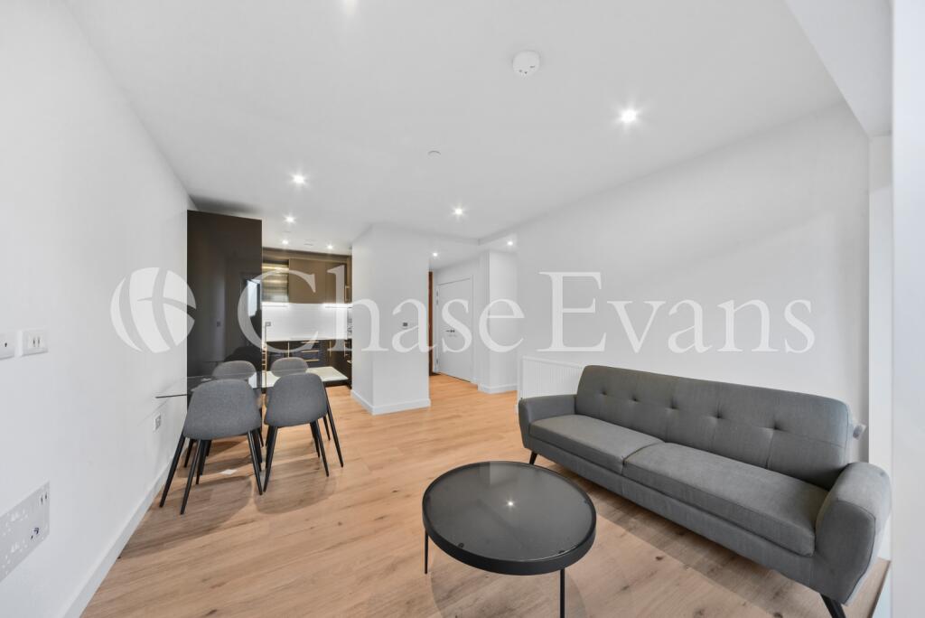 2 bed 1st Floor Flat for rent in Hornsey. From Chase Evans - City & Aldgate