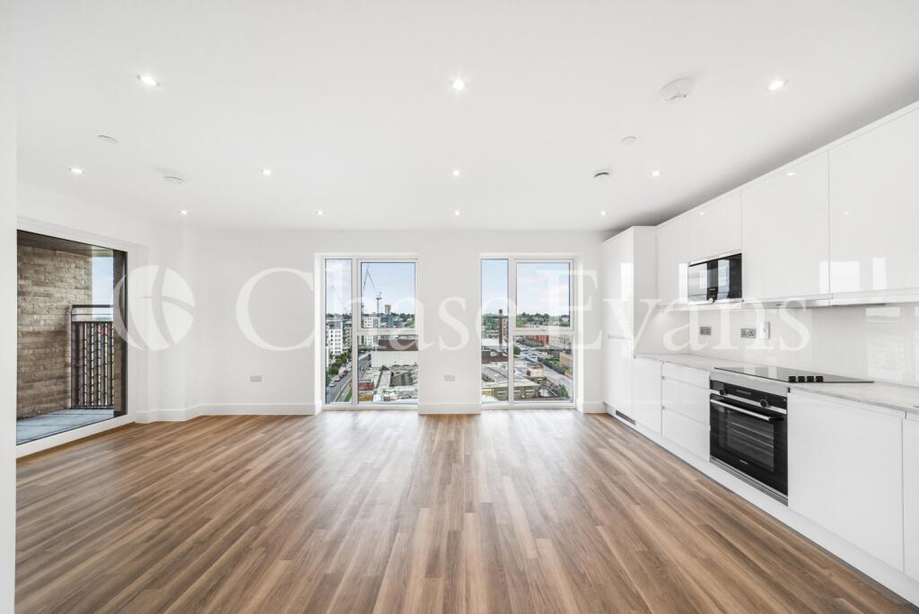 2 bed 1st Floor Flat for rent in Hendon. From Chase Evans - City & Aldgate