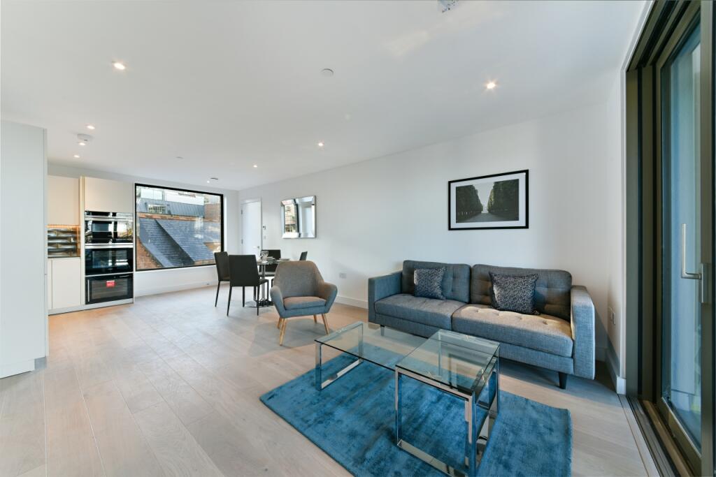 2 bed 1st Floor Flat for rent in Stepney. From Chase Evans - City & Aldgate 2 bed 1st Floor Flat for rent in Stepney. From Chase Evans - City & Aldgate