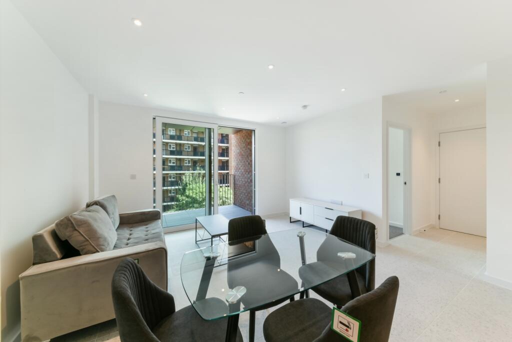 1 bed 1st Floor Flat for rent in London. From Chase Evans - City & Aldgate