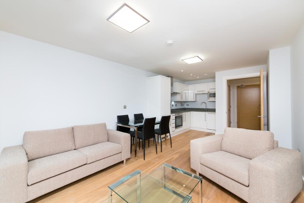 1 bed 1st Floor Flat for rent in London. From Chase Evans - City & Aldgate