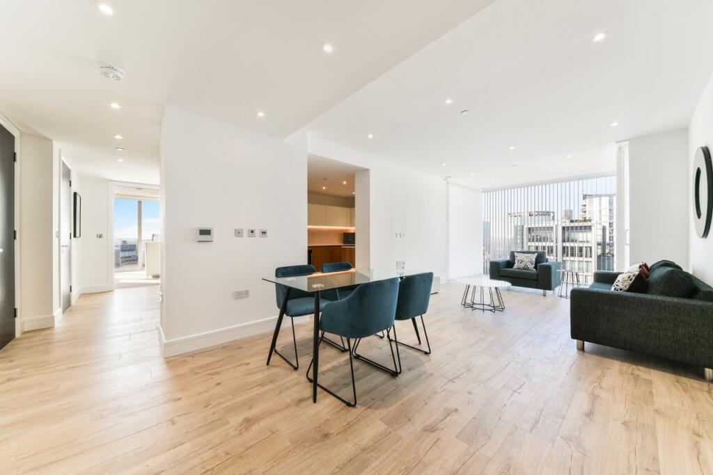 2 bed 1st Floor Flat for rent in Stepney. From Chase Evans - City & Aldgate 2 bed 1st Floor Flat for rent in Stepney. From Chase Evans - City & Aldgate