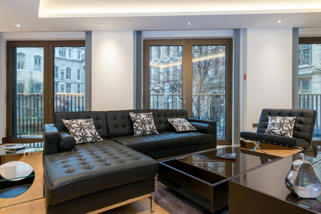 2 bed 1st Floor Flat for rent in London. From Chase Evans - City & Aldgate 2 bed 1st Floor Flat for rent in London. From Chase Evans - City & Aldgate