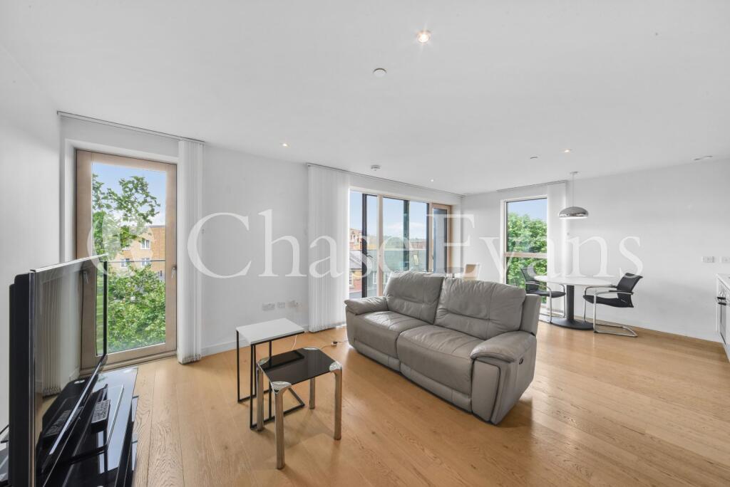 2 bed 1st Floor Flat for rent in London. From Chase Evans - Elephant and Castle