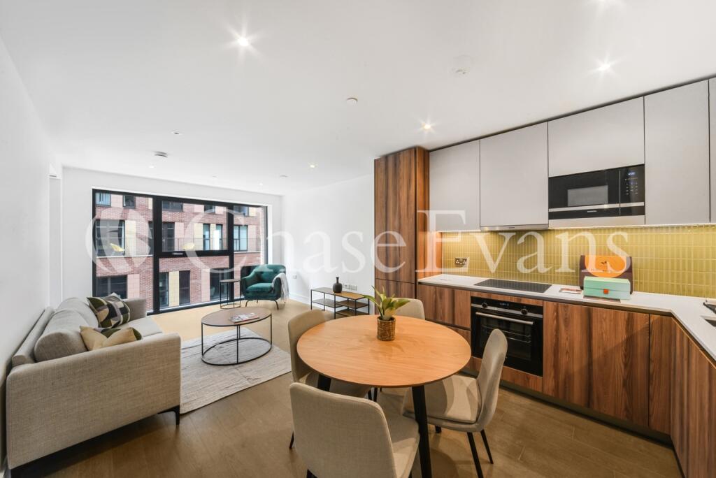 1 bed 1st Floor Flat for rent in London. From Chase Evans - Elephant and Castle