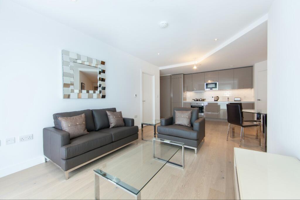 2 bed 1st Floor Flat for rent in London. From Chase Evans - Elephant and Castle
