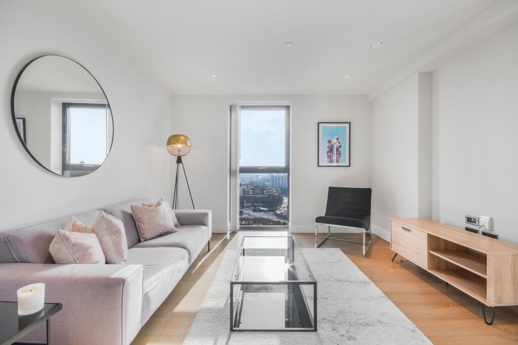 2 bed 1st Floor Flat for rent in London. From Chase Evans - Elephant and Castle