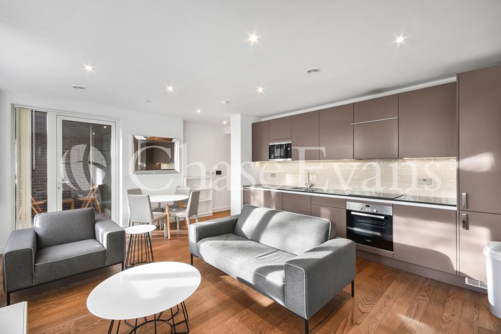 1 bed 1st Floor Flat for rent in London. From Chase Evans - Elephant and Castle