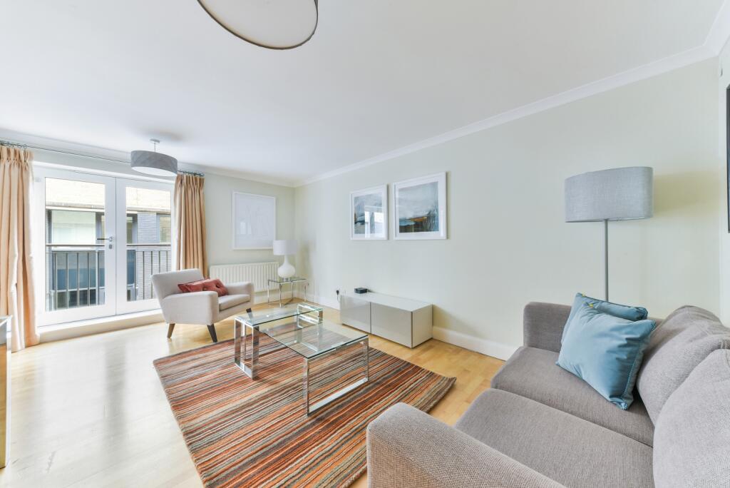 2 bed 1st Floor Flat for rent in Bermondsey. From Chase Evans - Elephant and Castle