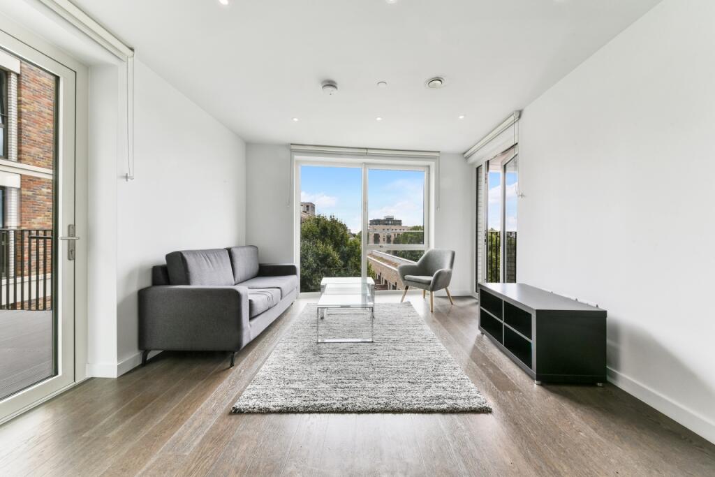 1 bed 1st Floor Flat for rent in Camberwell. From Chase Evans - Elephant and Castle