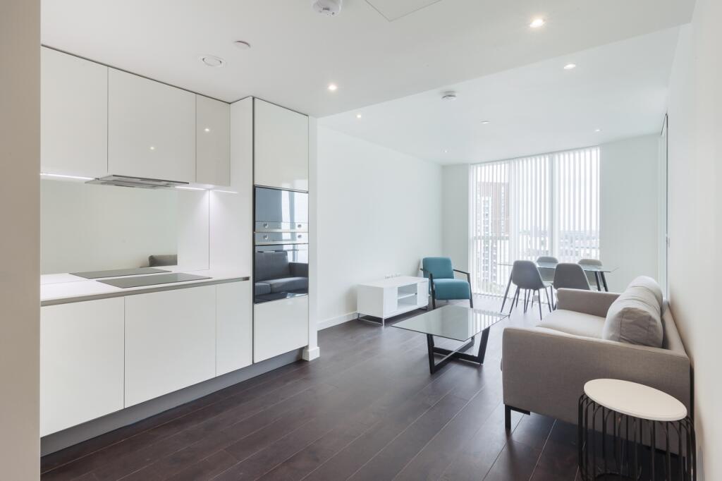 2 bed 1st Floor Flat for rent in Clapham. From Chase Evans - Elephant and Castle 2 bed 1st Floor Flat for rent in Clapham. From Chase Evans - Elephant and Castle