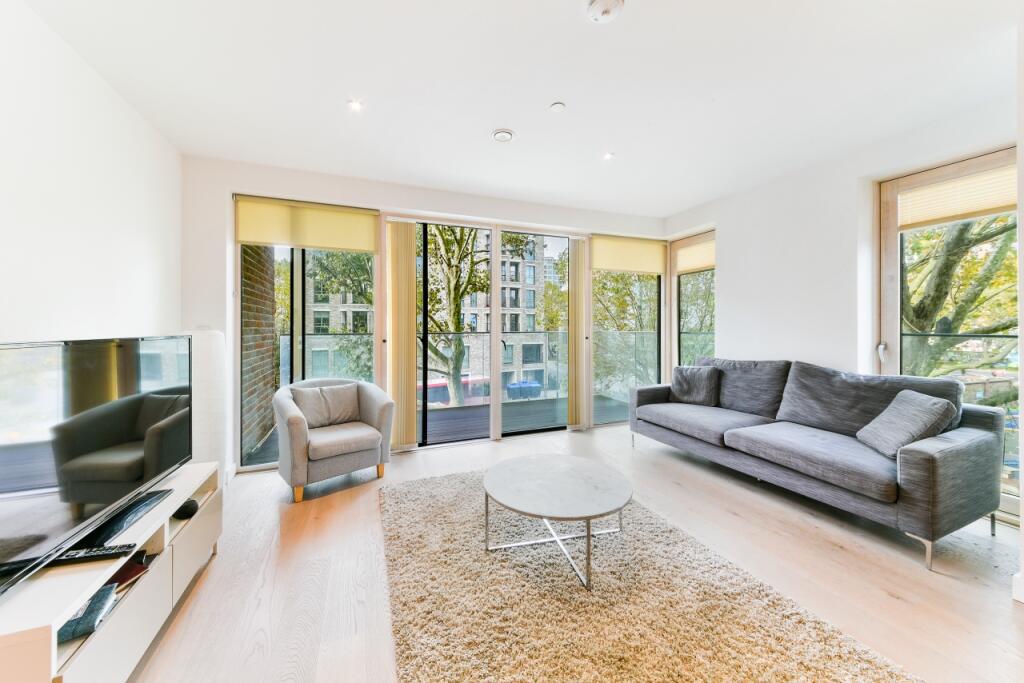 2 bed 1st Floor Flat for rent in London. From Chase Evans - Elephant and Castle