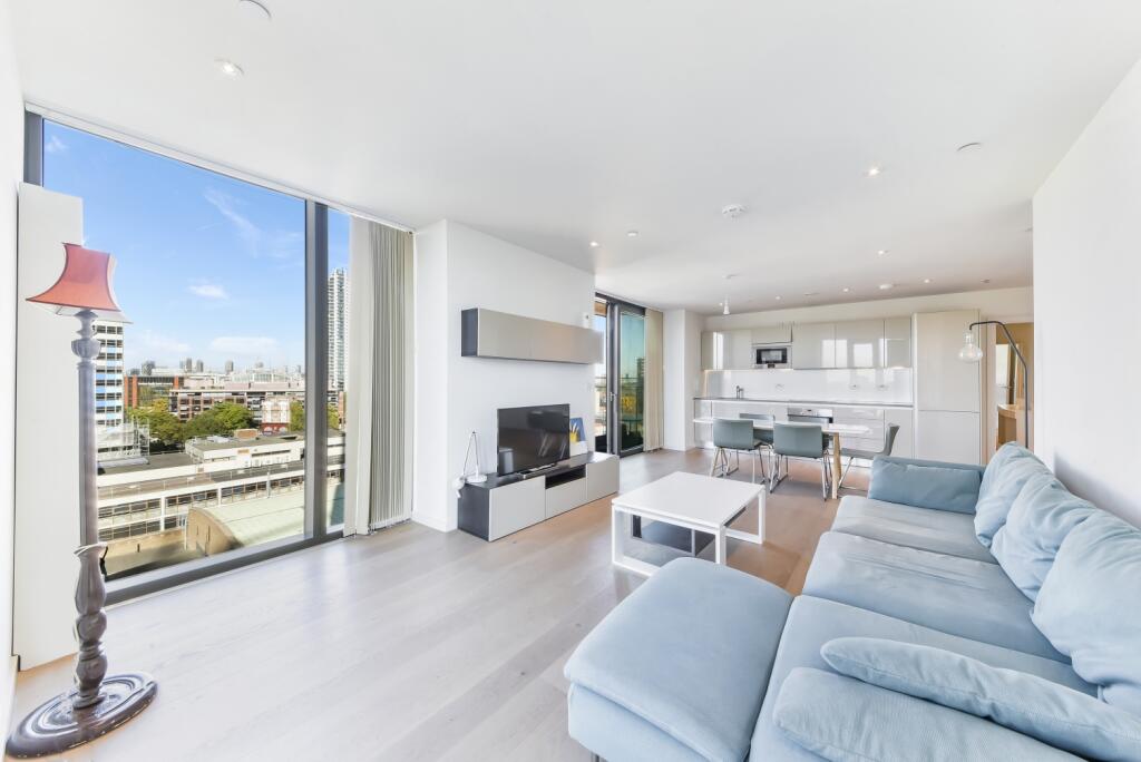 2 bed 1st Floor Flat for rent in Bermondsey. From Chase Evans - Elephant and Castle