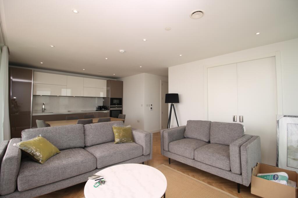 3 bed 1st Floor Flat for rent in London. From Chase Evans - Elephant and Castle 3 bed 1st Floor Flat for rent in London. From Chase Evans - Elephant and Castle