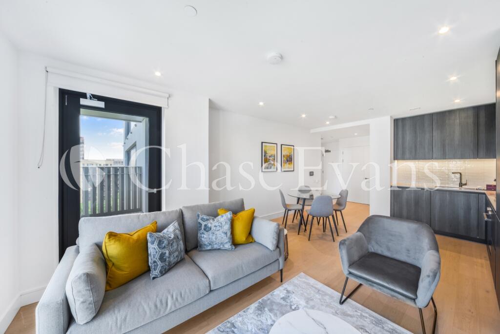 1 bed 1st Floor Flat for rent in London. From Chase Evans - Elephant and Castle