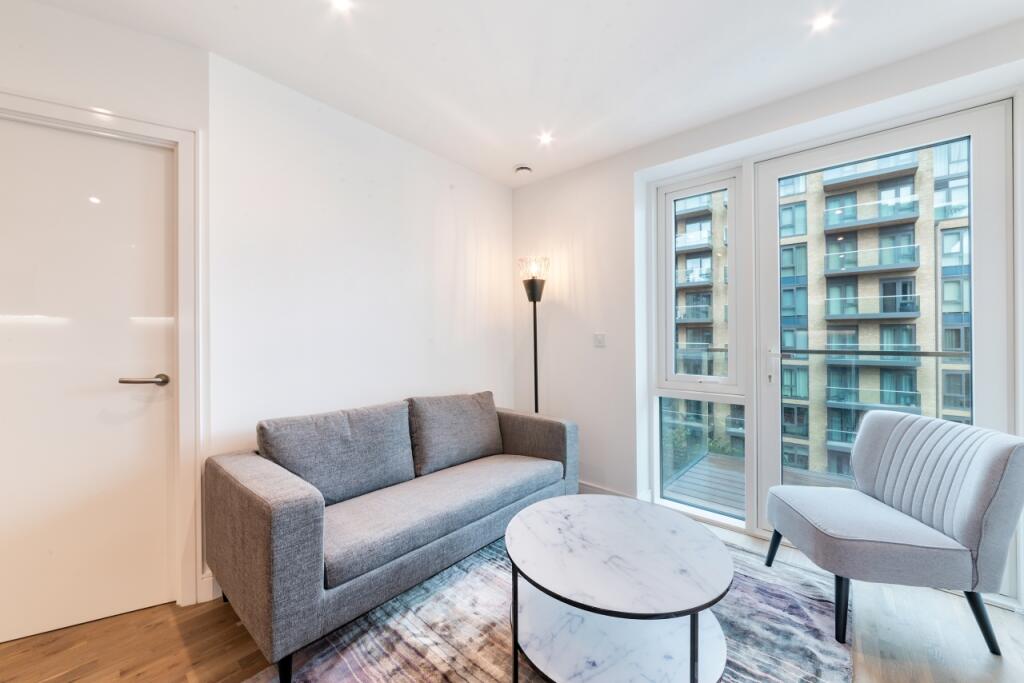 1 bed 1st Floor Flat for rent in London. From Chase Evans - Elephant and Castle