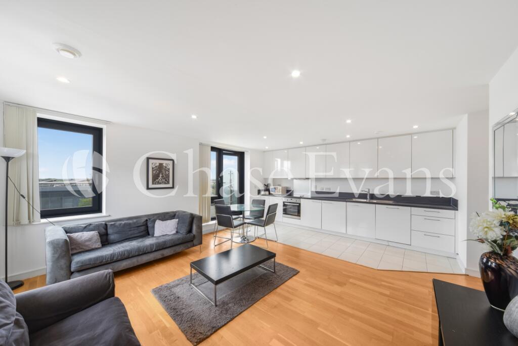 2 bed 1st Floor Flat for rent in Putney. From Chase Evans - Elephant and Castle