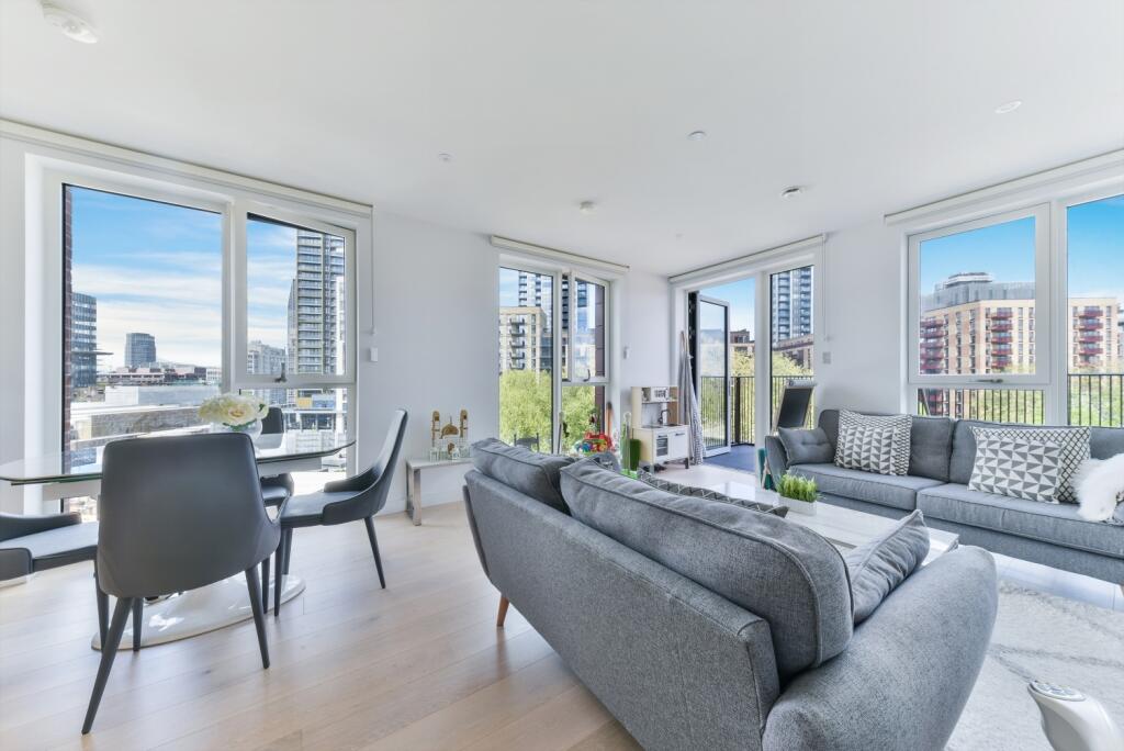 2 bed 1st Floor Flat for rent in London. From Chase Evans - Elephant and Castle