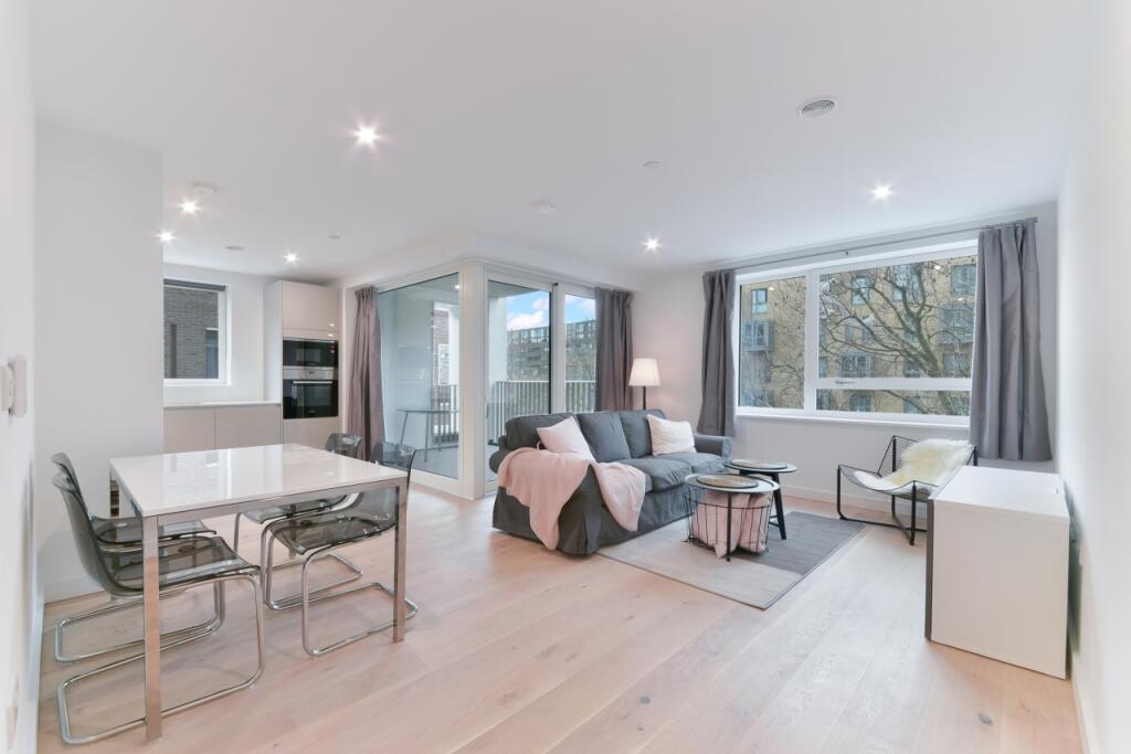 2 bed 1st Floor Flat for rent in Camberwell. From Chase Evans - Elephant and Castle 2 bed 1st Floor Flat for rent in Camberwell. From Chase Evans - Elephant and Castle