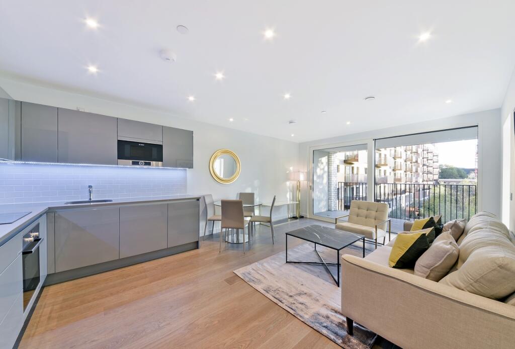 2 bed 1st Floor Flat for rent in London. From Chase Evans - Elephant and Castle