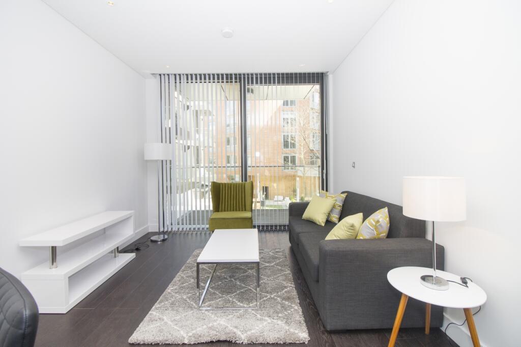 2 bed 1st Floor Flat for rent in Putney. From Chase Evans - Elephant and Castle