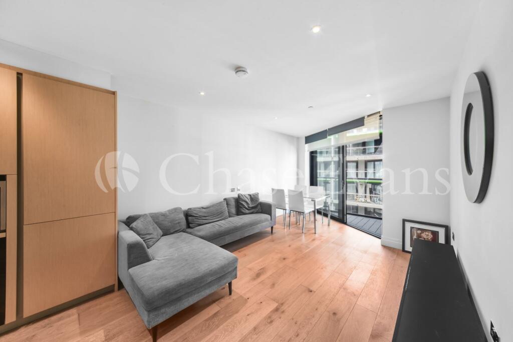 1 bed 1st Floor Flat for rent in Battersea. From Chase Evans - Elephant and Castle