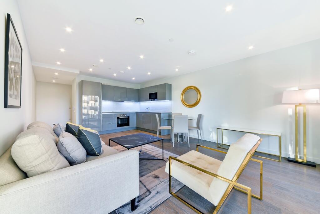 1 bed 1st Floor Flat for rent in London. From Chase Evans - Elephant and Castle