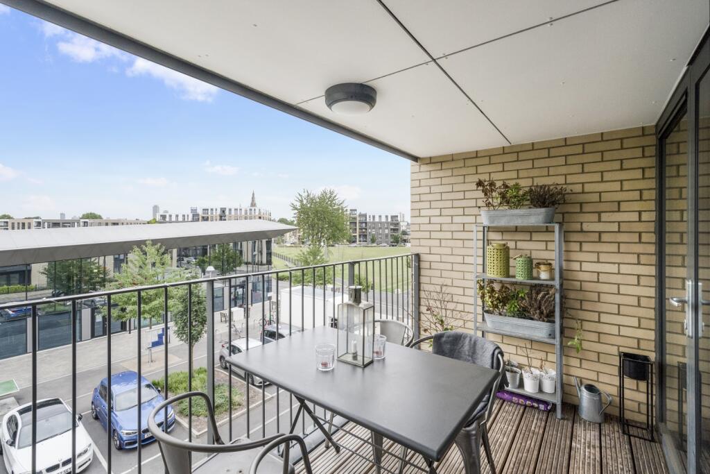 1 bed 1st Floor Flat for rent in London. From Chase Evans - Elephant and Castle