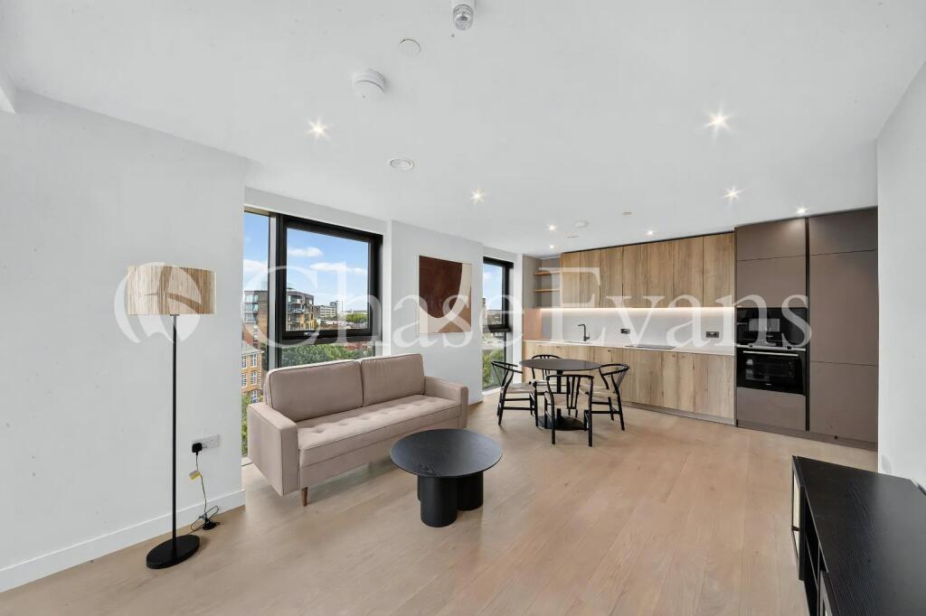 2 bed 1st Floor Flat for rent in Camberwell. From Chase Evans - Elephant and Castle