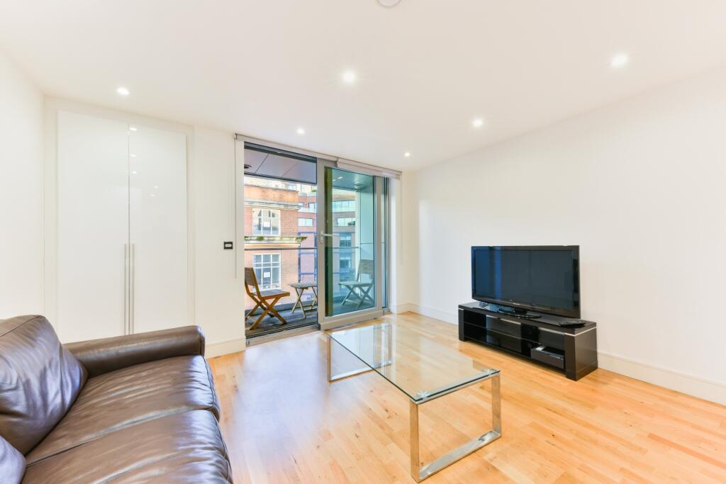 2 bed 1st Floor Flat for rent in London. From Chase Evans - Elephant and Castle