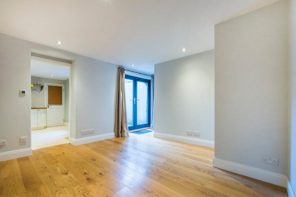 1 bed House (unspecified) for rent in Camberwell. From Chase Evans - Elephant and Castle 1 bed House (unspecified) for rent in Camberwell. From Chase Evans - Elephant and Castle