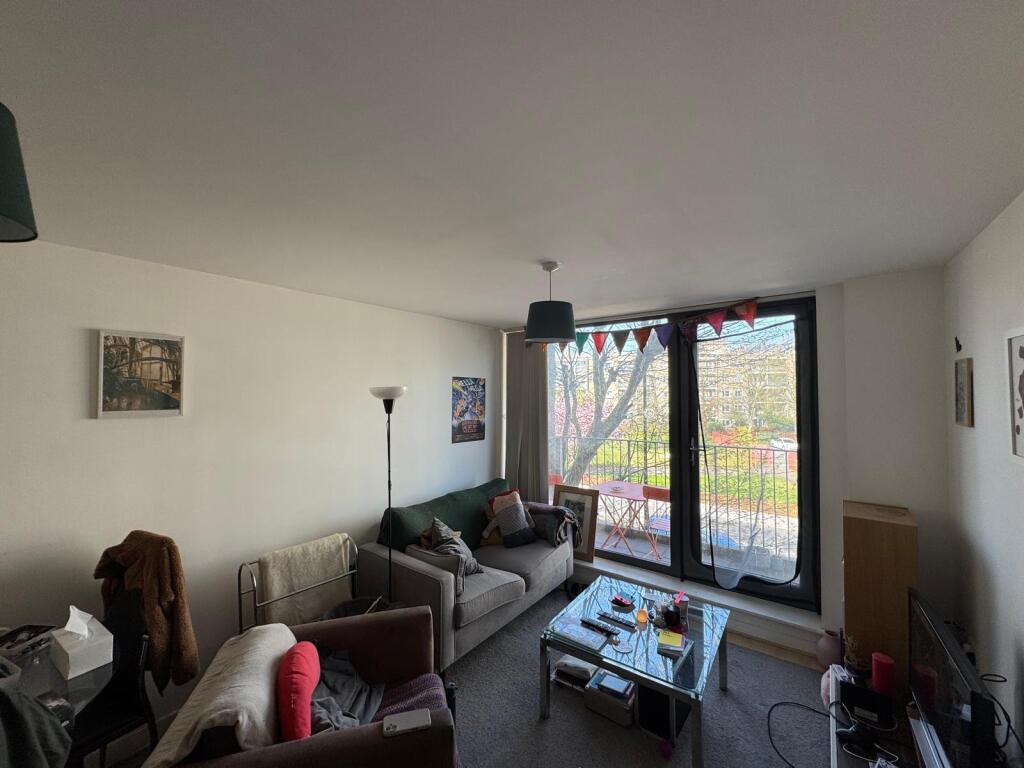 2 bed 1st Floor Flat for rent in London. From Chase Evans - Greenwich