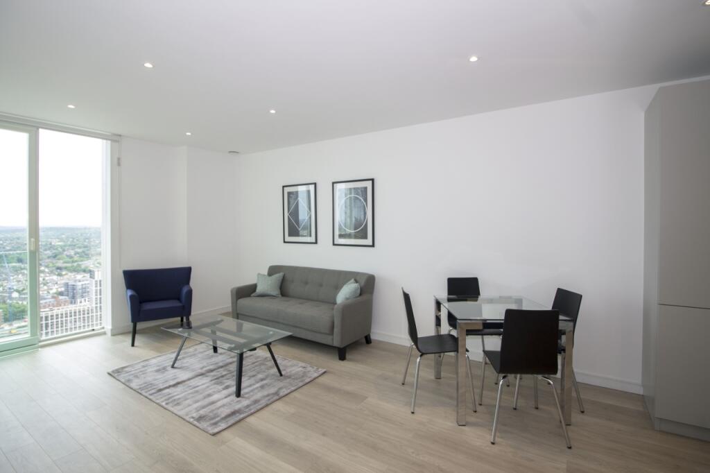2 bed 1st Floor Flat for rent in London. From Chase Evans - Greenwich