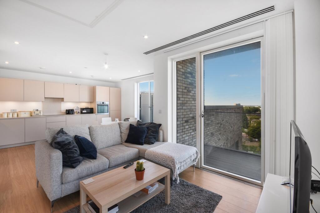 1 bed 1st Floor Flat for rent in Croydon. From Chase Evans - Greenwich